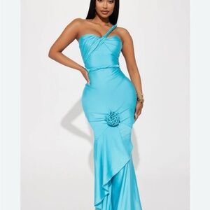 Fashion Nova Aqua One-Shoulder Maxi Dress
